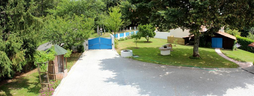 Chambre D'Hotes Au Sargaillon Pouillon Kültér fotó